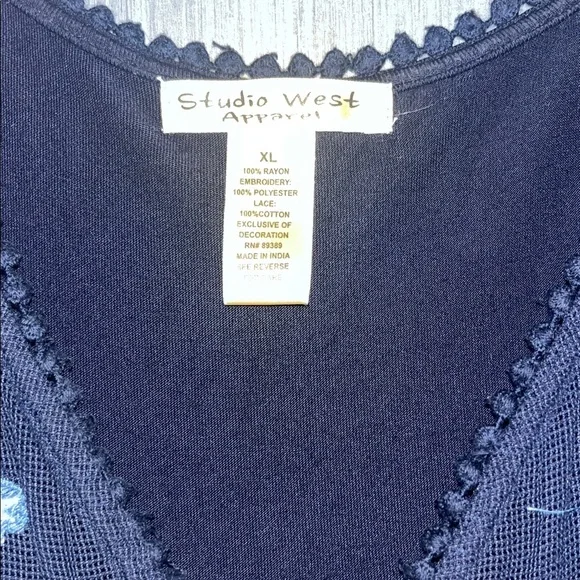 Studio West Midnight Blue Floral Top - Picture 3 of 6